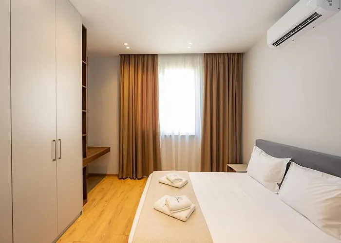 Infinity * Тирана