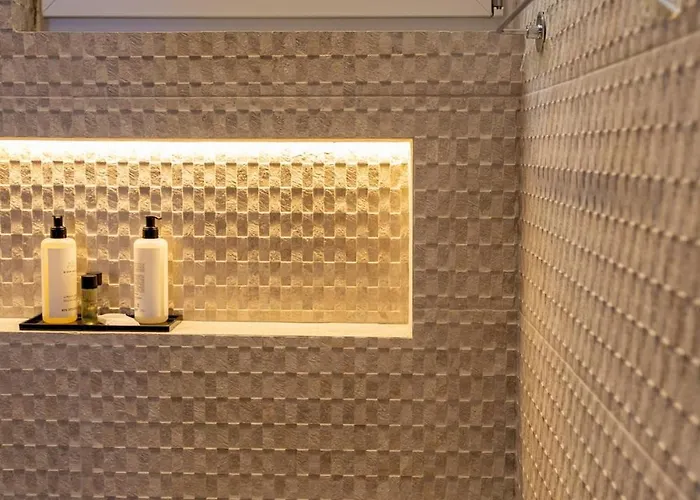 Infinity Тирана